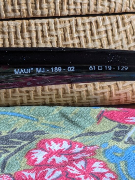 Maui Jim Lagoon Polarized Sunglasses with Case main image 6